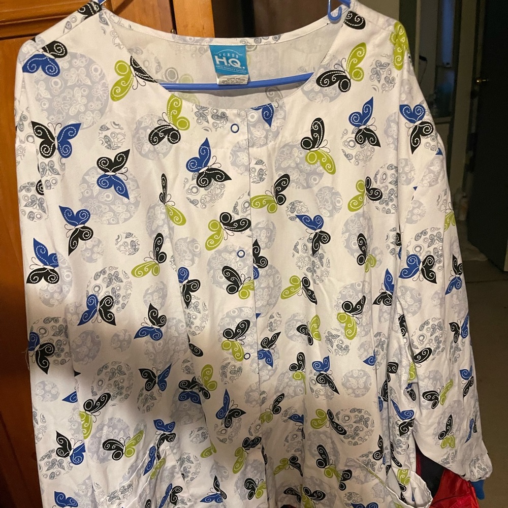 Scrub jacket blue and white
